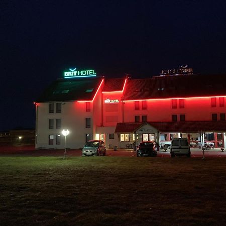 Brit Hotel Essentiel Moulins Avermes Buitenkant foto