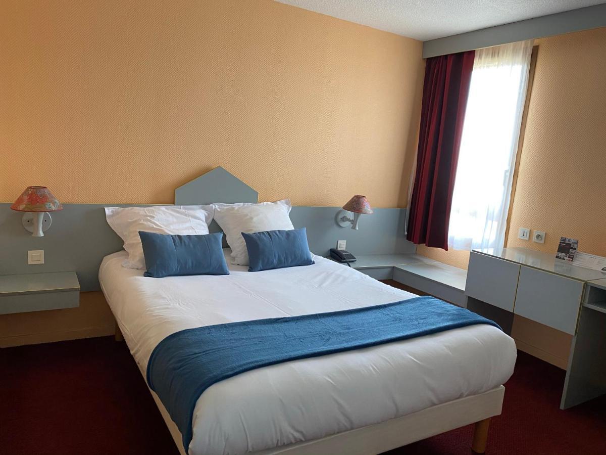 Brit Hotel Essentiel Moulins Avermes Buitenkant foto
